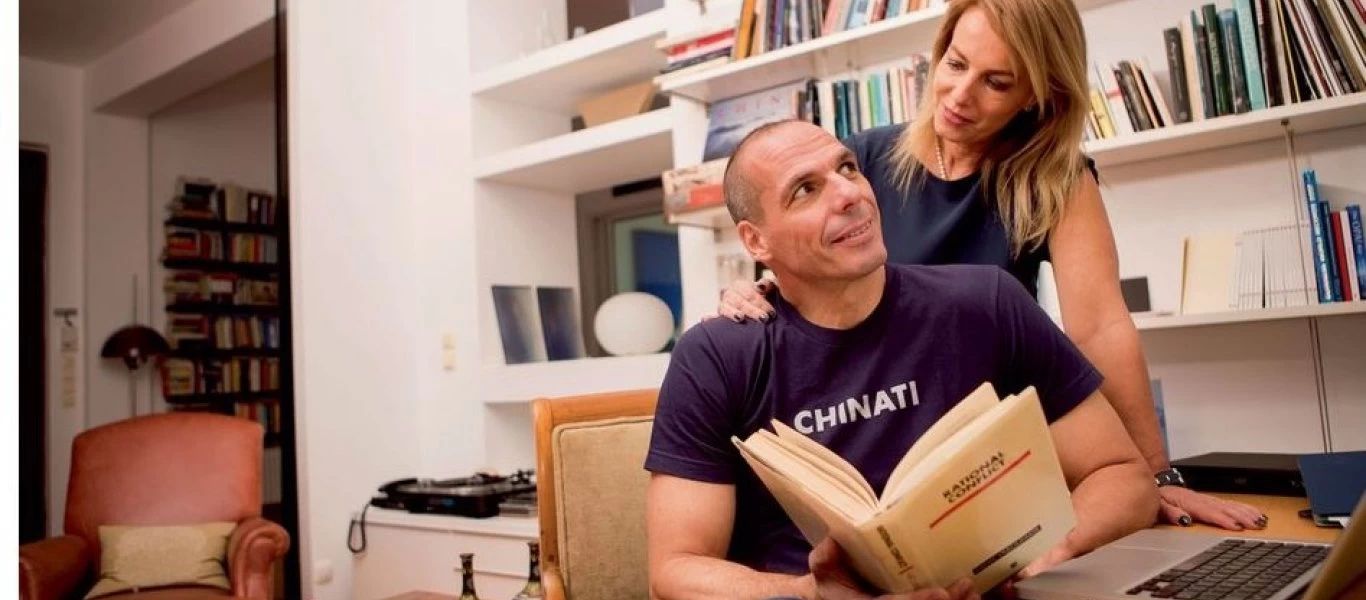 Έξαλλος ο Βαρουφάκης με Χαφτάρ: «Είναι πολέμαρχος - Θυμίζει τον Κάρατζιτς»!